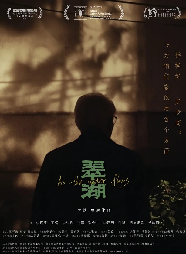 自拍泄密流出东北某高校超级正点露脸反差妹子与眼镜直男口交啪啪自摸各种制服对着镜子边干边拍会玩的狠 - 每日大赛